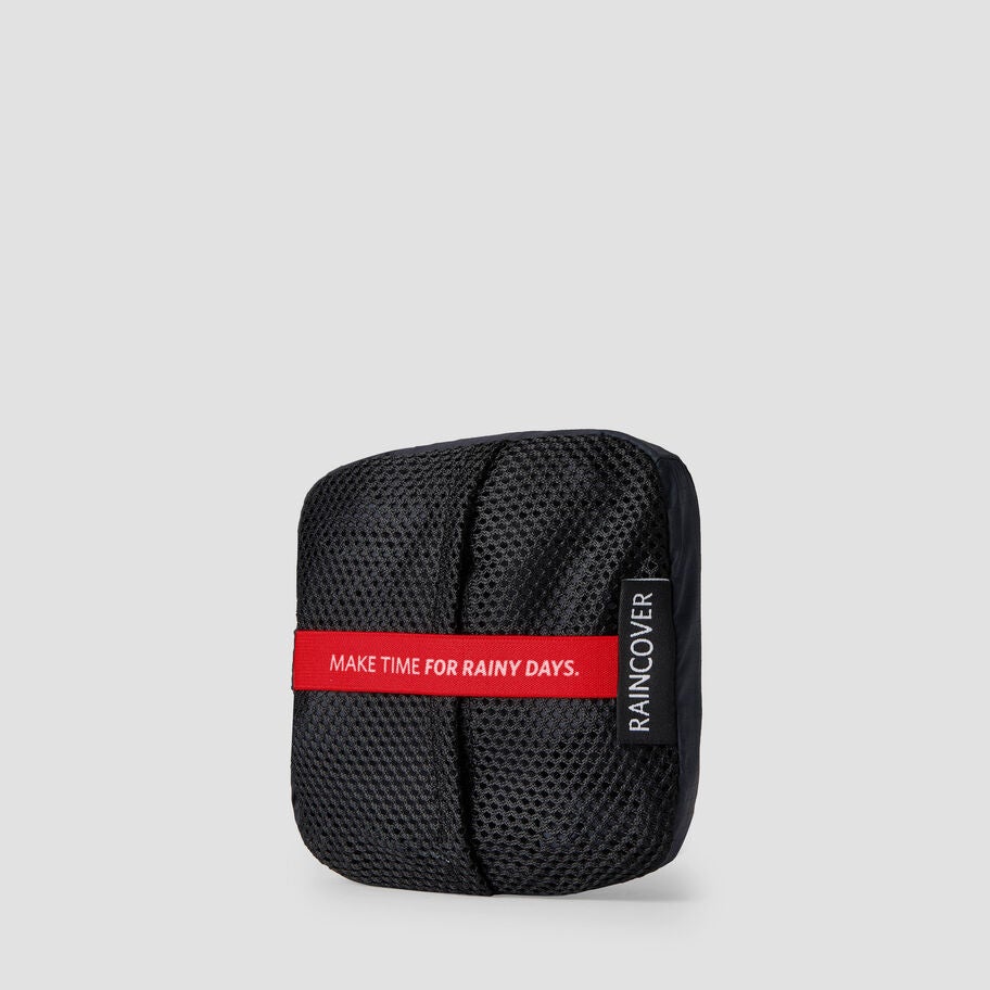 Raincover 50L-80L in the color Obsidian Black. image number 1